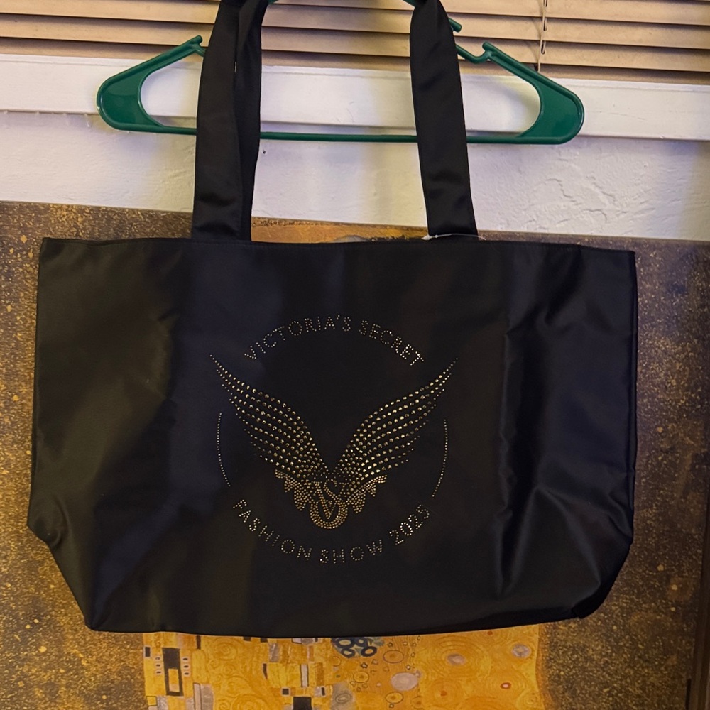 Victoria's Secret Black Fashion Show Tote nwt